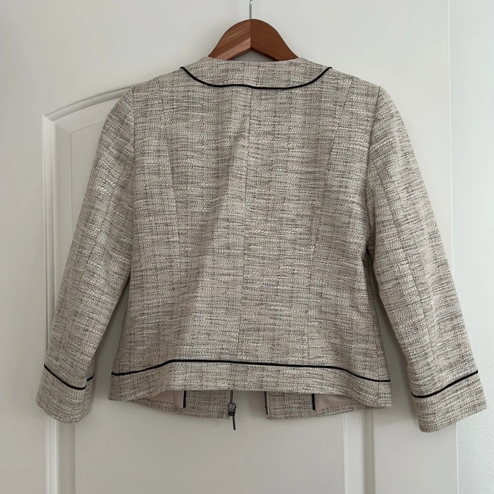 White House Black Market Jacket and Skirt SET - Picture 7 of 16